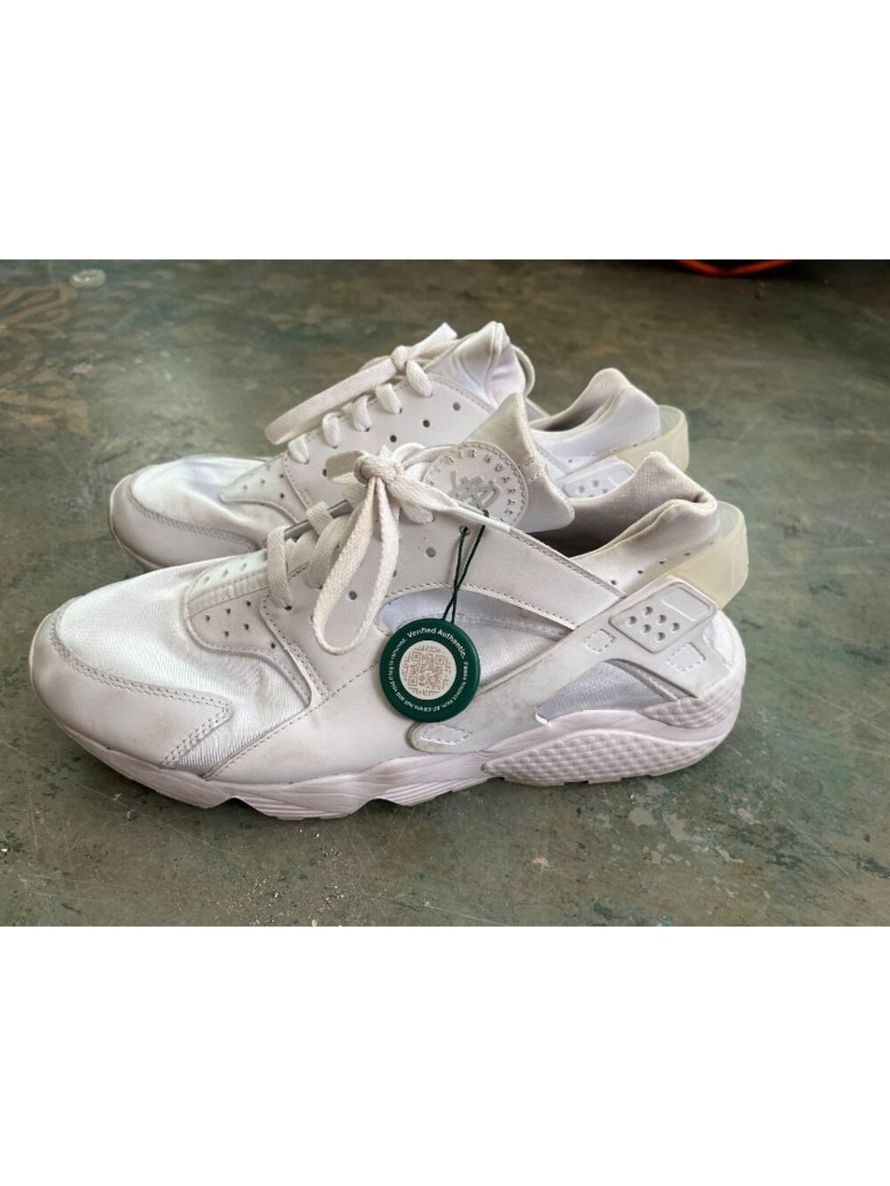 Nike Air Huarache Triple White Pure Platinum Mens 12 Sneakers DD1068-102 Retro